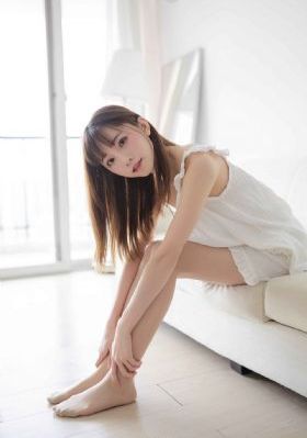 欧美av中文日韩综合图片_720HD在线观看