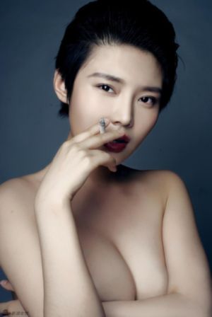 亚洲综合色在线_BD韩语电影完整版