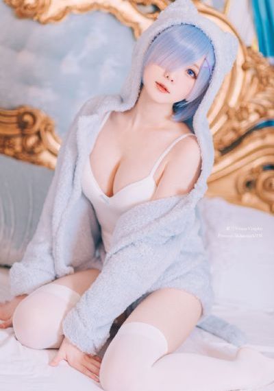 年轻的继牳理伦片免费观看_BD韩语在线播放观看