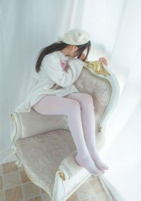 女教师上课没有穿内裤在线_HD高清电影在线